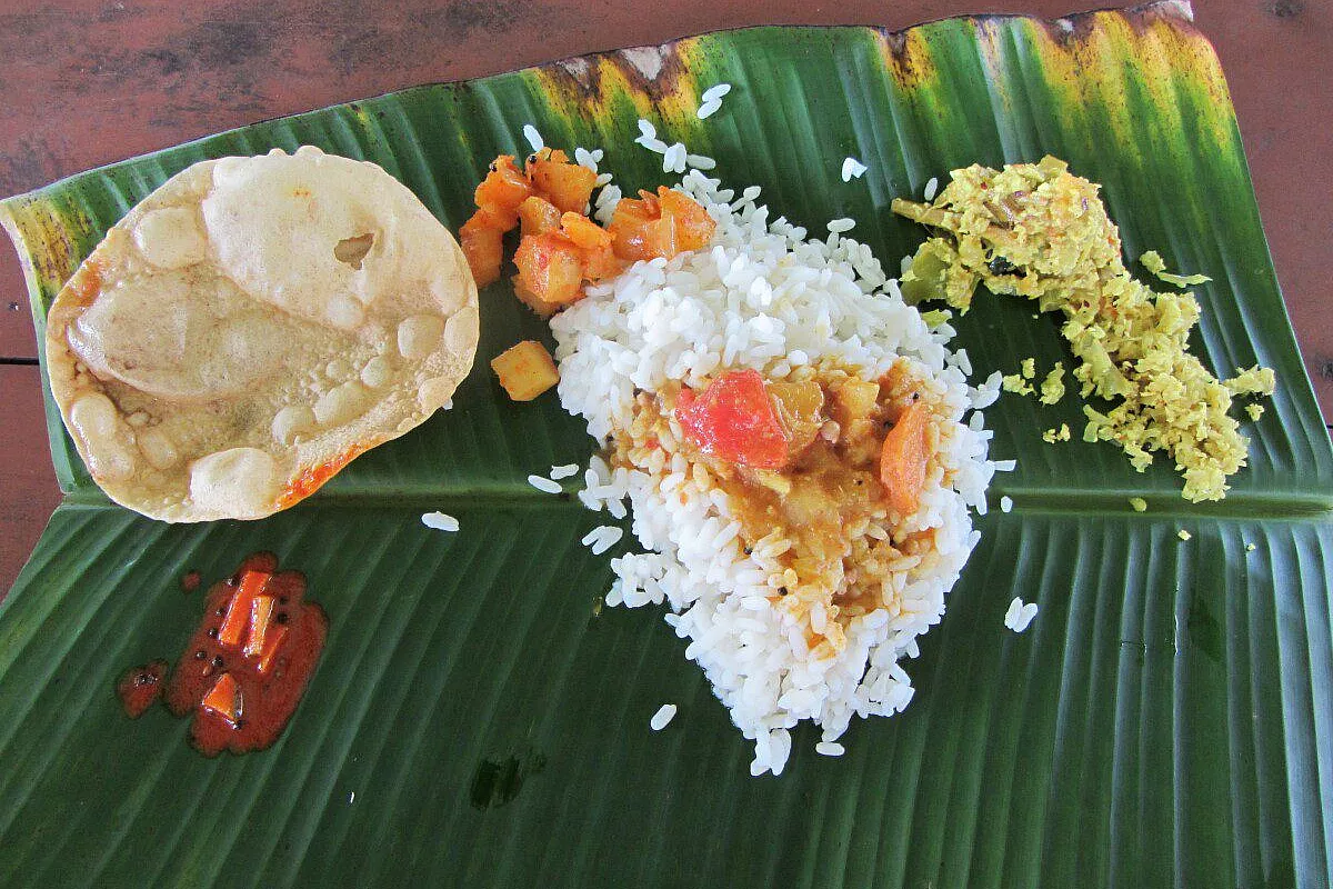 Kerala Backwaters - Thali su foglia di banana