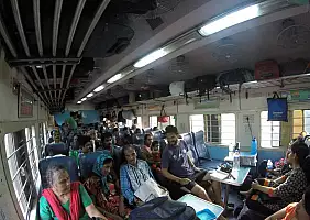 turistipercaso india-sm7kr