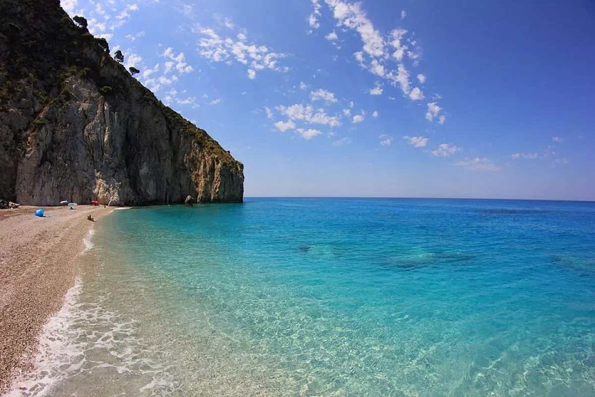 LEFKADA - SELVAGGIA E RILASSANTE