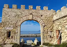 turistipercaso isola-di-pianosa-k7b5j