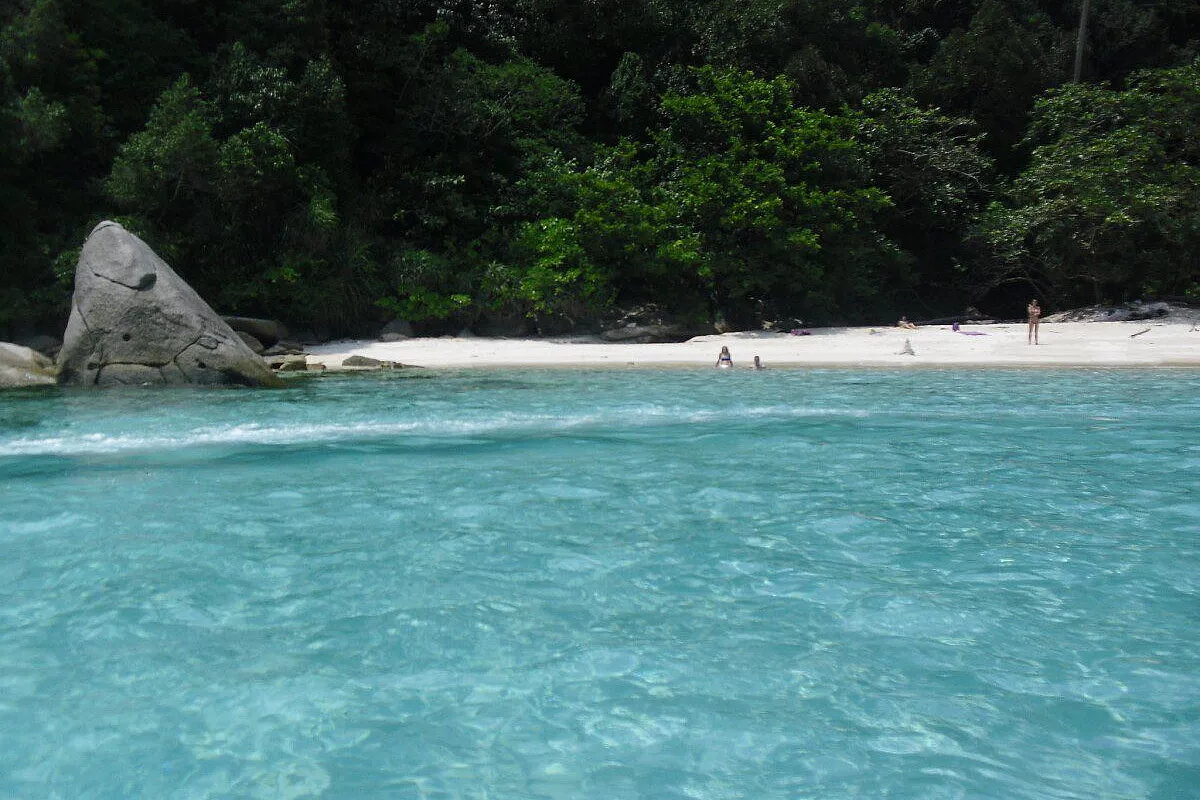 Perenthian Islands - turle beach