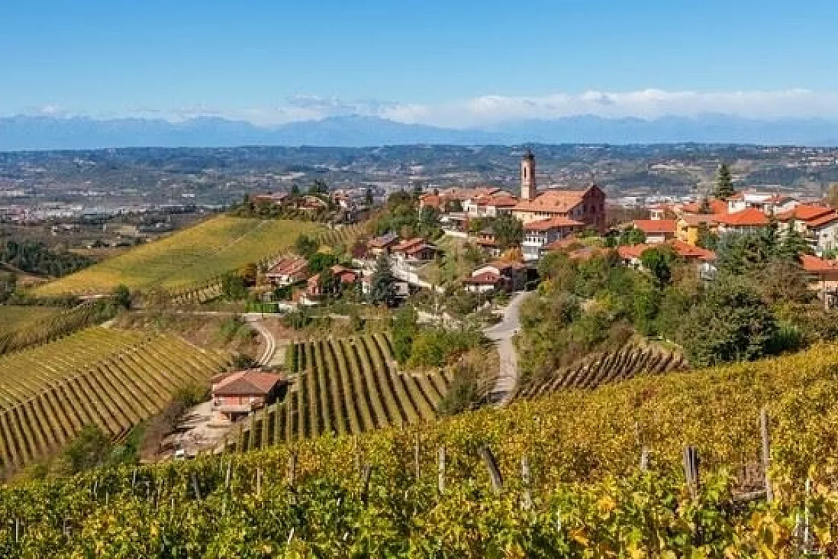 Sali a Borgo, 2a tappa: in moto tra 3 dei Borghi più belli d’Italia tra Piemonte e Liguria