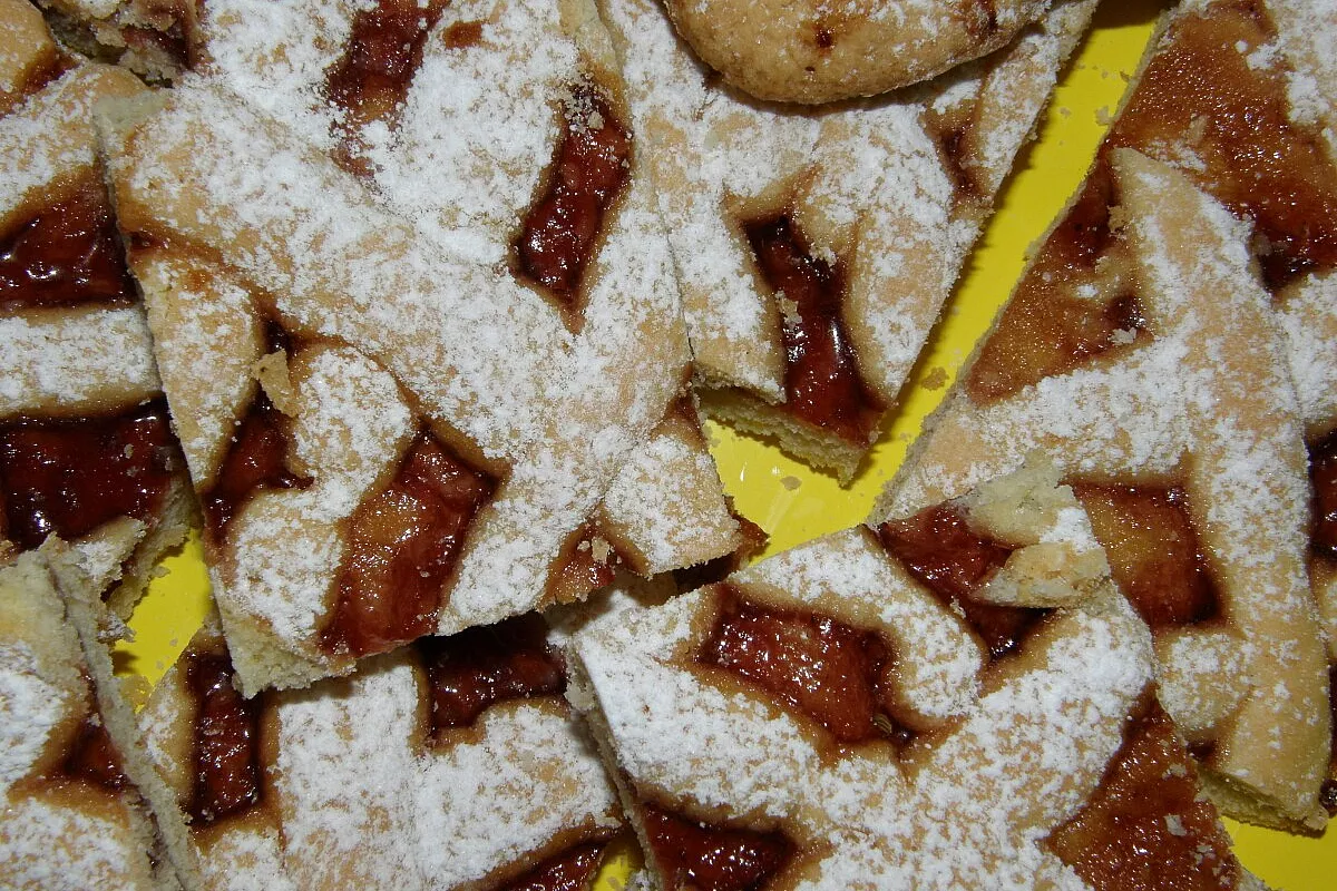 Crostata alla marmellata di uva