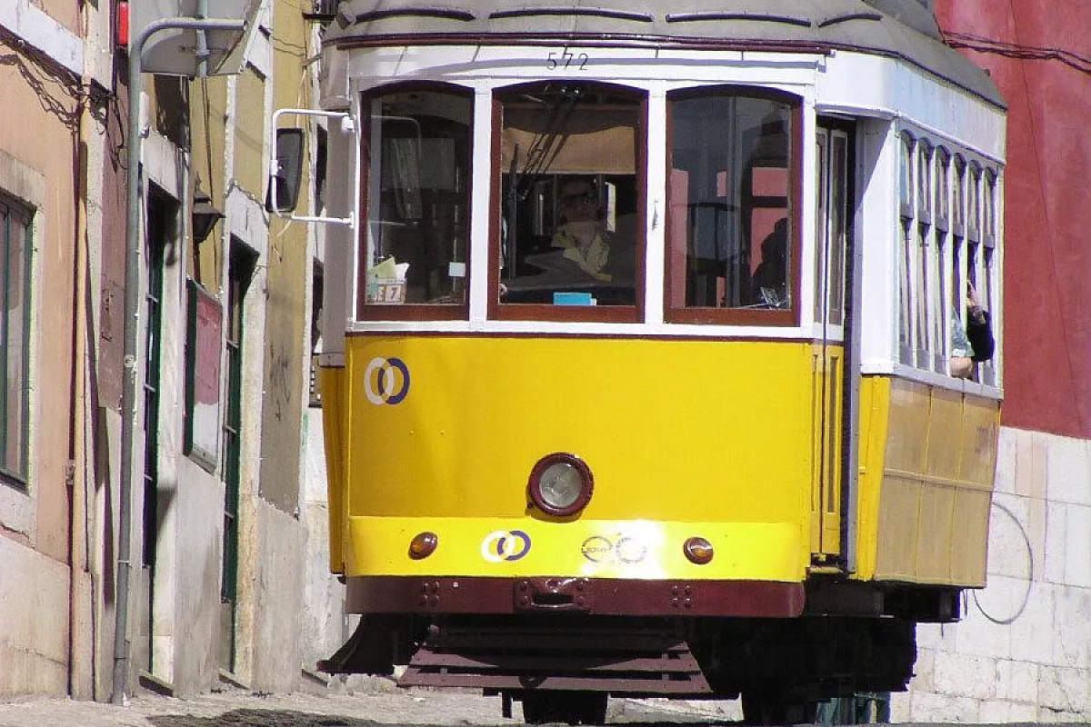 Tra sfere armillari e ricami manuelini