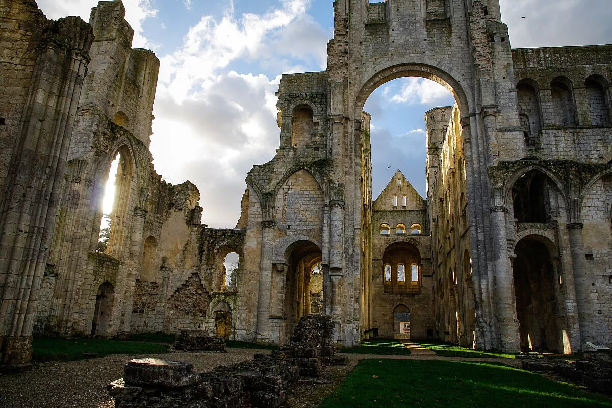 JUMIEGES: le rovine più belle di Francia