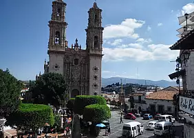 turistipercaso kabah-pdpjs