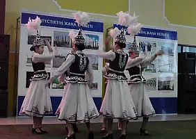 turistipercaso kazakistan-72rms