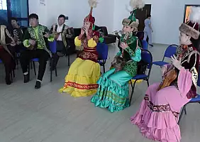 turistipercaso kazakistan-dn6tj