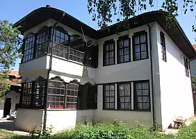 turistipercaso kosovo-h6fjp