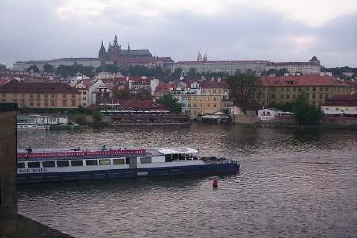 PRAGA