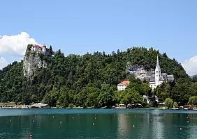 turistipercaso lago-di-bled-lago-5gnw8