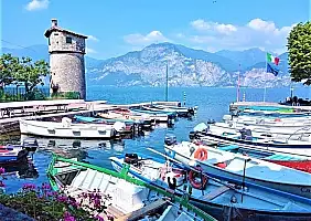 turistipercaso lago-di-garda-9f2mw