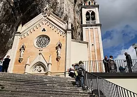 turistipercaso lago-di-garda-b9hts