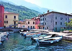 turistipercaso lago-di-garda-jss6q