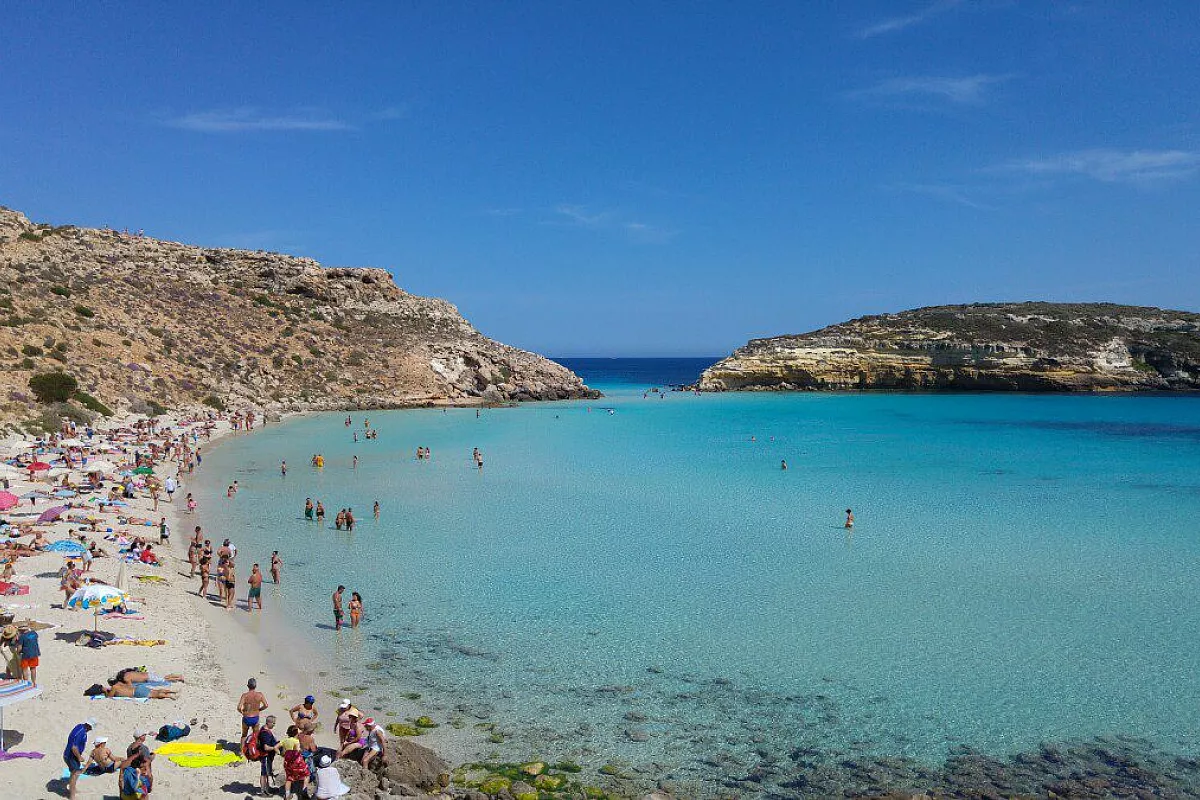 spiaggia dei conigli