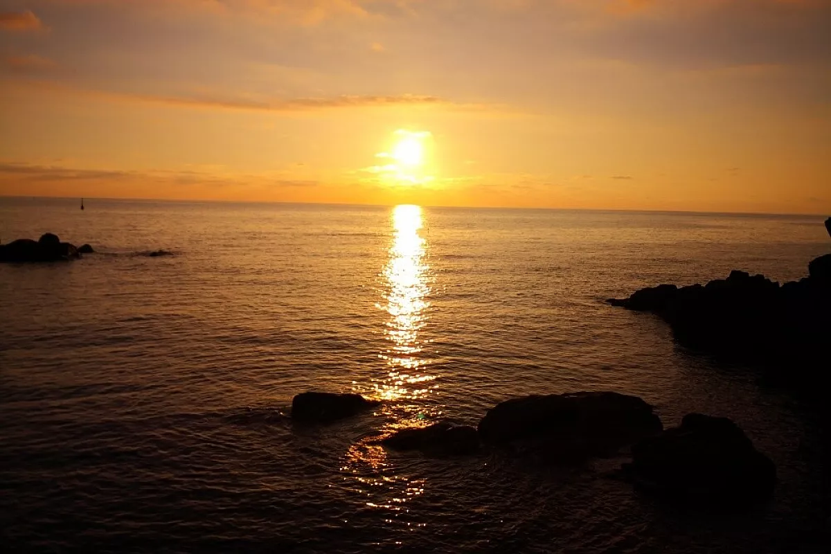 tramonto a Riomaggiore