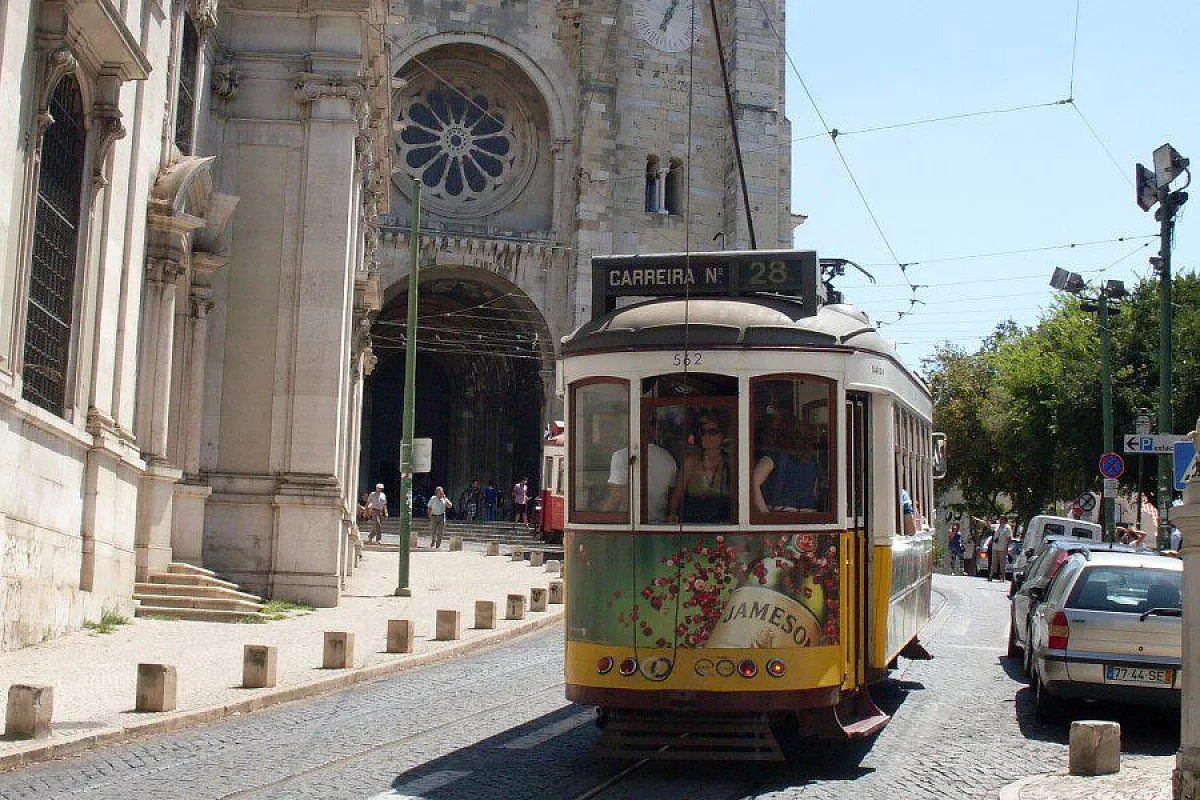 Lisbona, tram 28