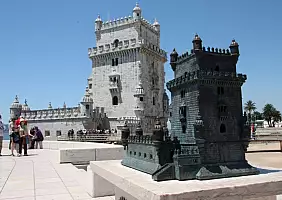 turistipercaso lisbona-yruy6