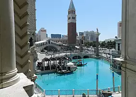 turistipercaso los-angeles-shopping-euw3p
