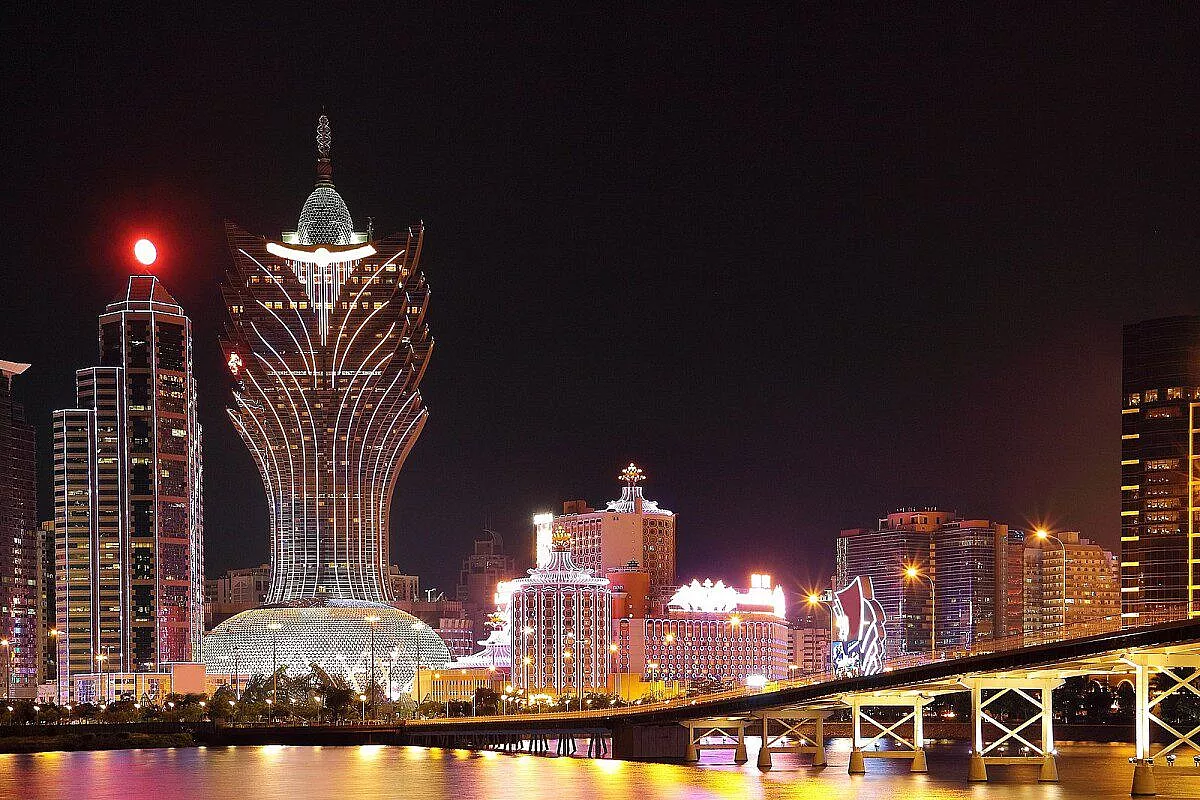 Macao by night