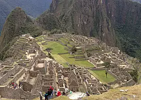 turistipercaso machu-picchu-monumento-d5qh1