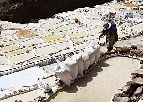 turistipercaso machu-picchu-monumento-nv7hu