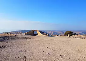 turistipercaso mar-morto-gq9uj