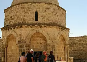 turistipercaso mar-morto-jqscz