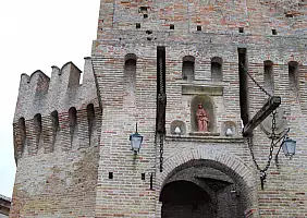 turistipercaso marche-dxj7a