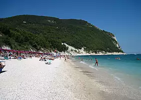 turistipercaso marche-rq8na