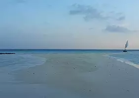 turistipercaso dhiffushi maldive