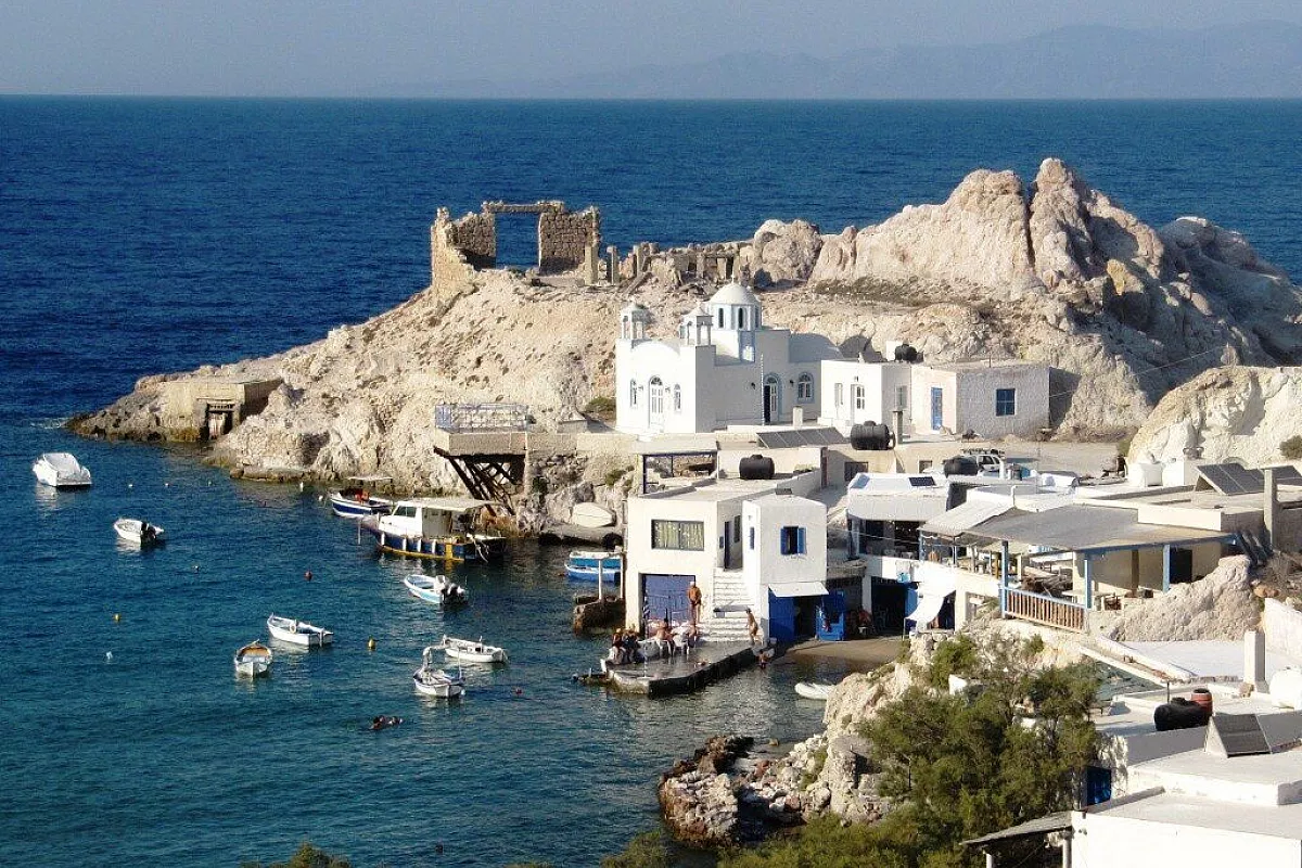 8b PICCOLA GRANDE MILOS