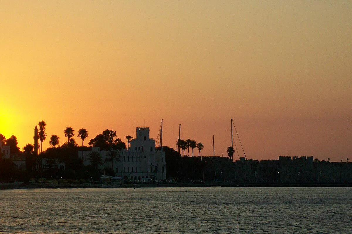 Romantico tramonto a Kos