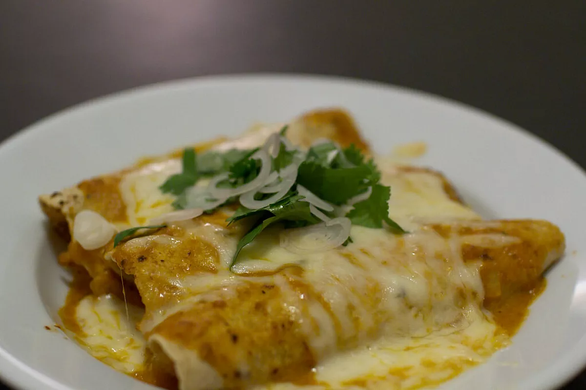 Enchiladas con queso
