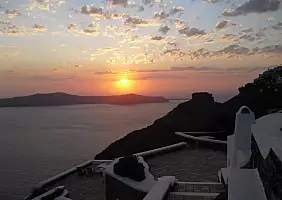 turistipercaso milos-qswvj