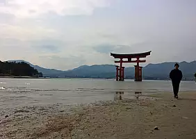 turistipercaso miyajima-gz2zy