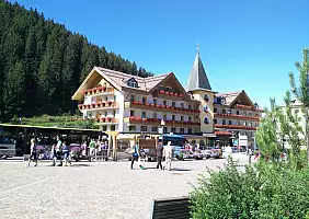 turistipercaso montagna-4m3k6
