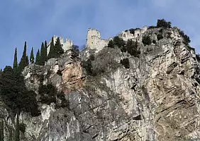 turistipercaso montagna-8knqy