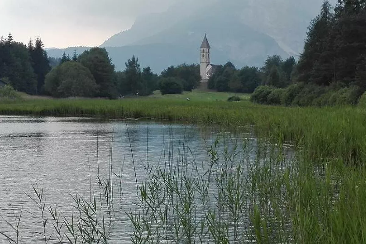 Lago di Favogna
