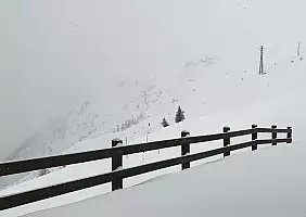 turistipercaso montagna-yzss6
