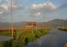 turistipercaso myanmar-hb2cp