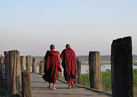 turistipercaso myanmar-jefcy