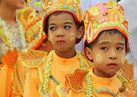 turistipercaso myanmar-kmf1f