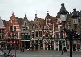 turistipercaso namur-pyya1