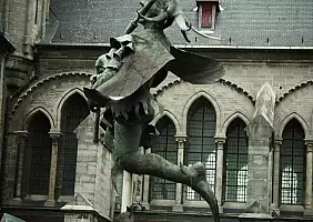 turistipercaso namur-v8ymu