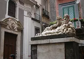 turistipercaso napoli-f9q7z