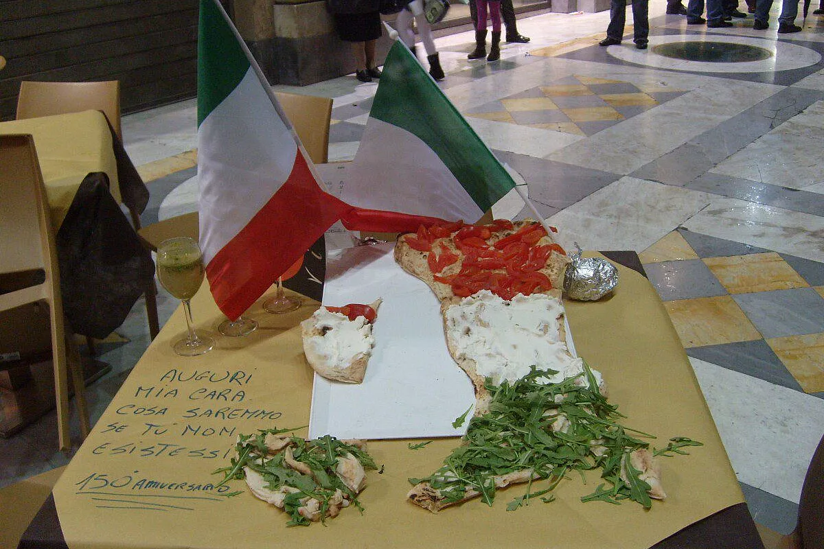 Vedi Napoli e poi...tornaci!