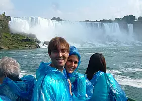 turistipercaso niagara-falls-fiume-81gfu