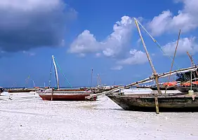 turistipercaso nungwi-mare-u5qnh