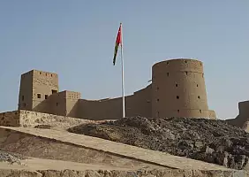turistipercaso oman-1whsf
